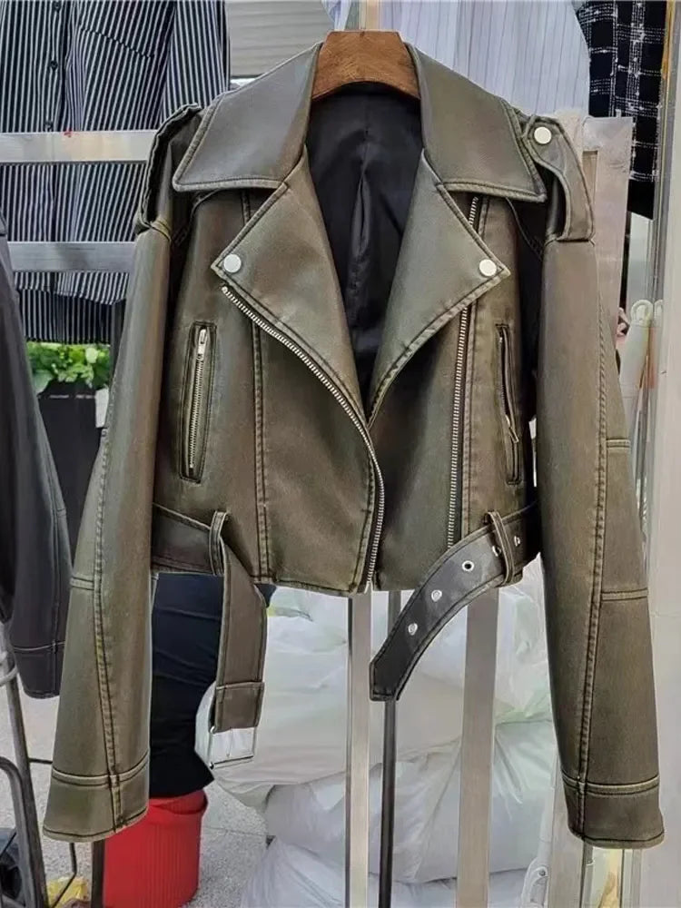 Dames Leren Jack – Asymmetrische Ritssluiting – Getailleerd Model – Bikerstijl met Riem